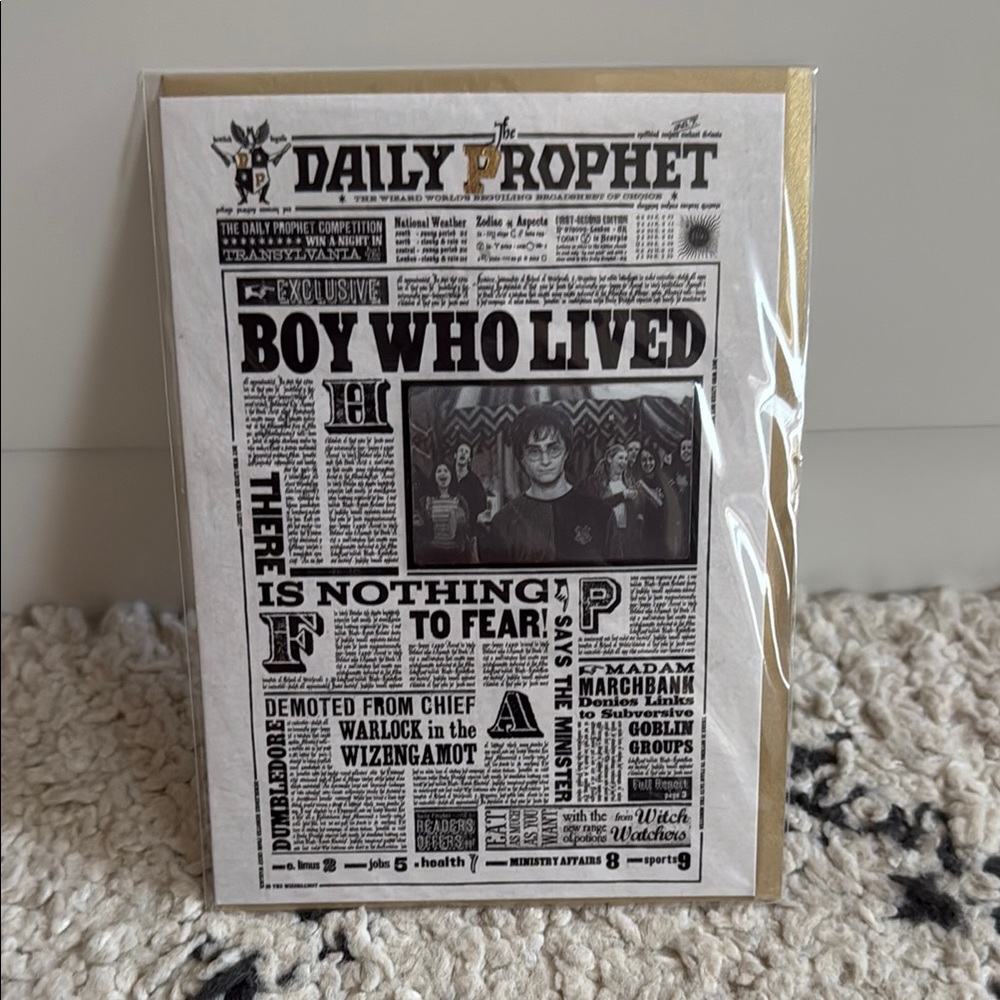 Harry Potter Daily Prophet ‘Boy Who Lived’ Greeting Card - NEW, In Plastic